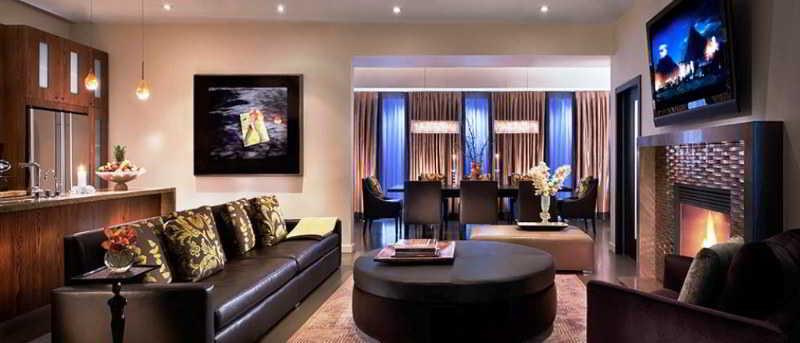 Sunset Marquis