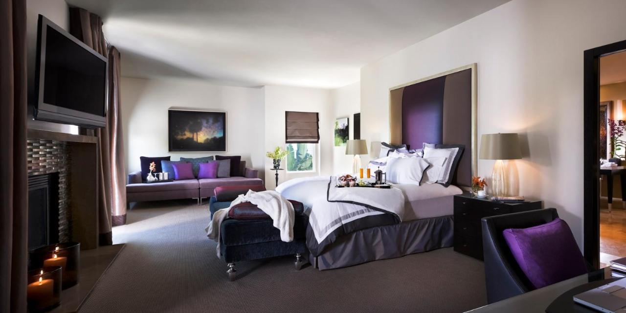 Sunset Marquis 4*